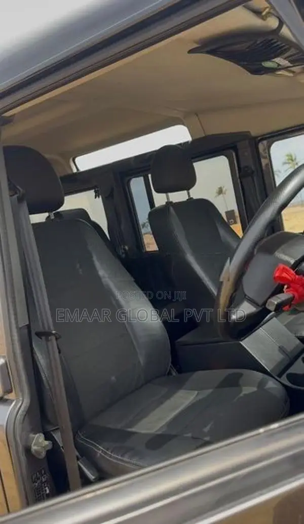 Land Rover Defender Fully Loaded SPEC 2014