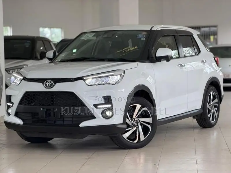 Toyota Raize Z 1000CC BLIND SPOT 2025