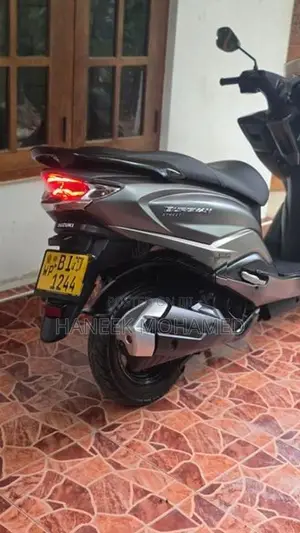 Suzuki Burgman 125 Street 2019