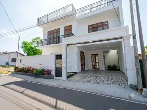 Family House for Sale in Makandana – Piliyandala