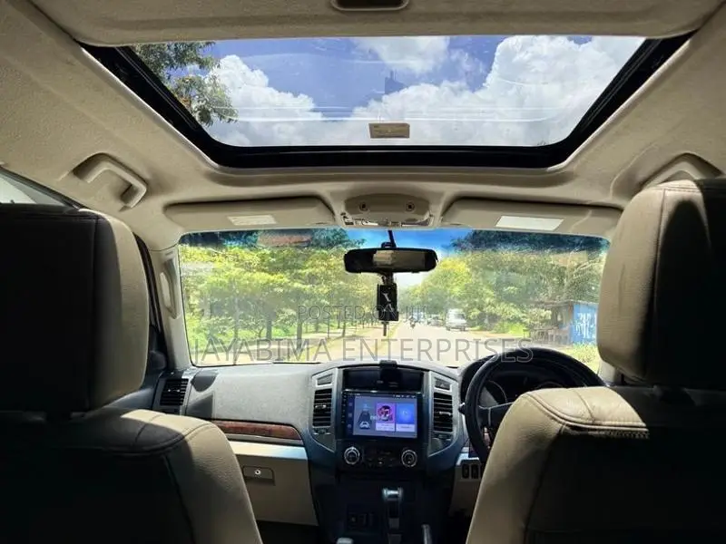 Mitsubishi Montero GLX 2015