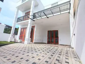 3-Storey House for Sale – Bokundara