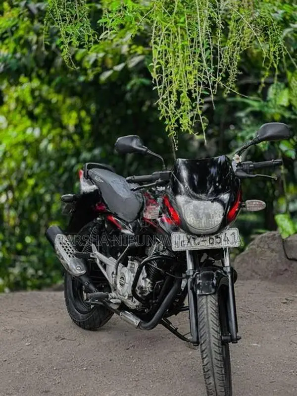 Bajaj Pulsar 150 2011
