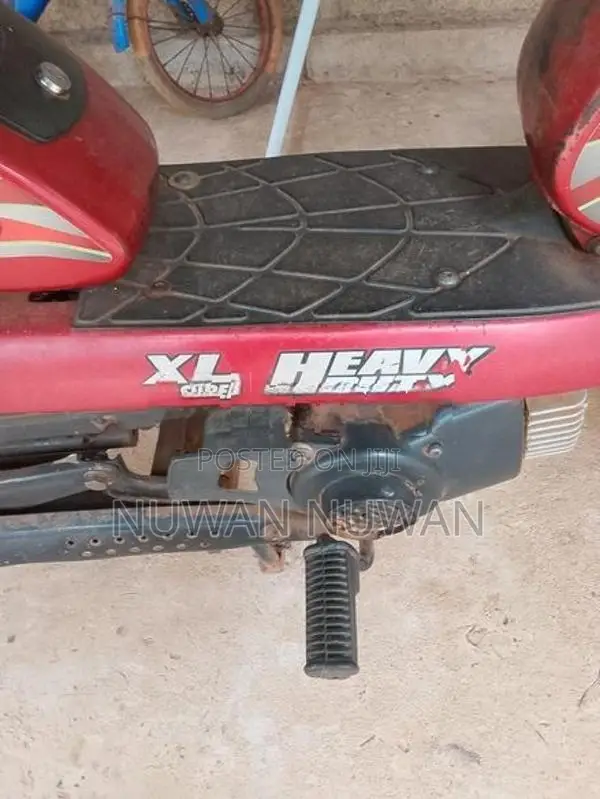 TVS XL 100 2015