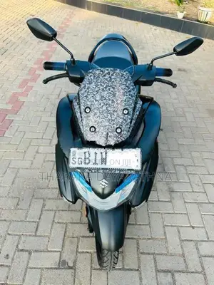 Suzuki Burgman 2020