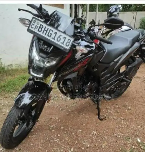 Honda X-Blade 160 2018