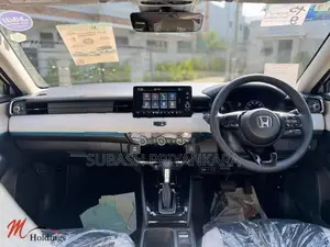 Honda Vezel Z PLAY 2026
