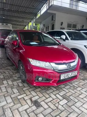 Honda Grace EX 2016