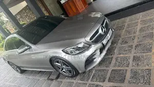Mercedes Benz C200 2019