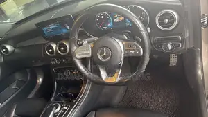 Mercedes Benz C200 2019