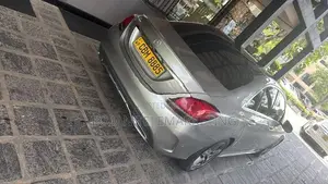 Mercedes Benz C200 2019