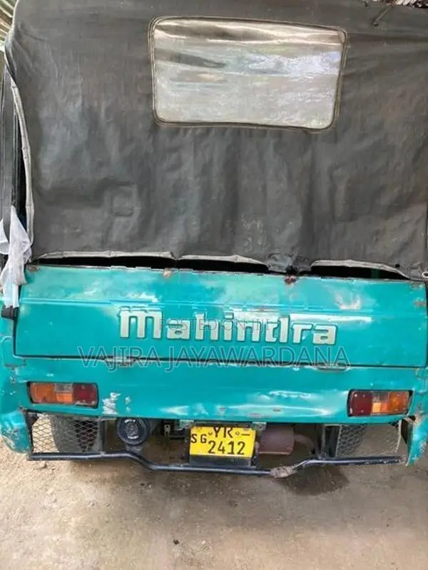 Mahindra Alfa 2011