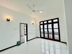 🏷️Brand new luxurious 5 bedrooms house for sale in piliyandala
