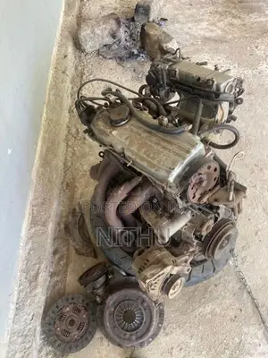 Mitshubishi 1.3 Efi Engine