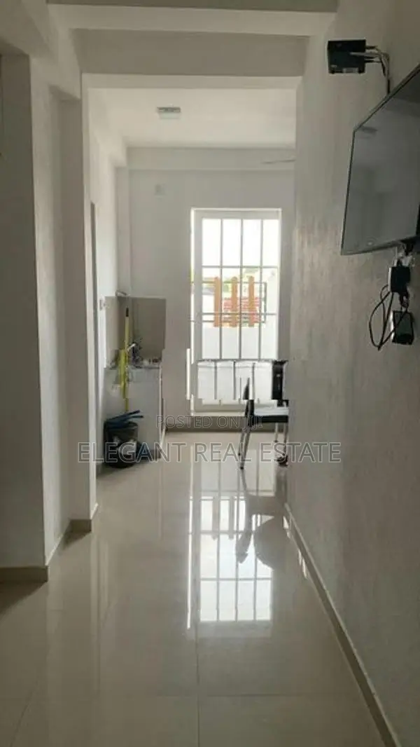 Queen's Park - 01 Bedroom Apartment for Rent in Rajagiriya (A4435)