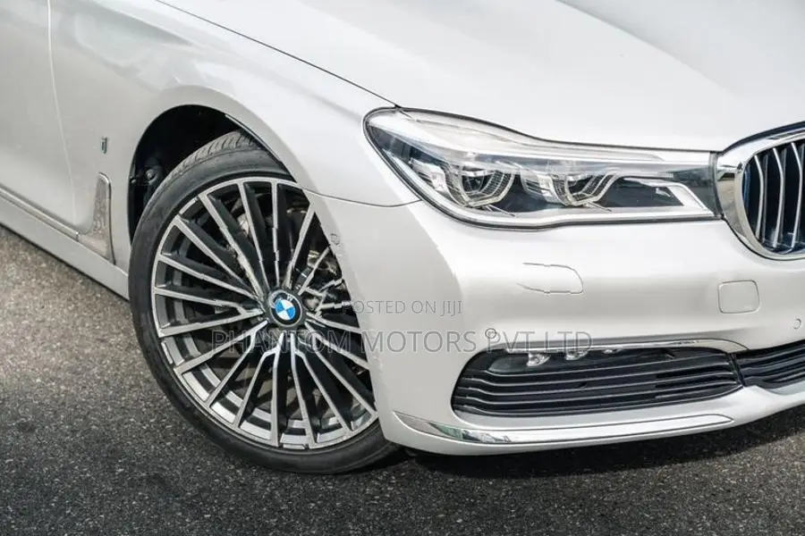 BMW 740e luxury Line 2018