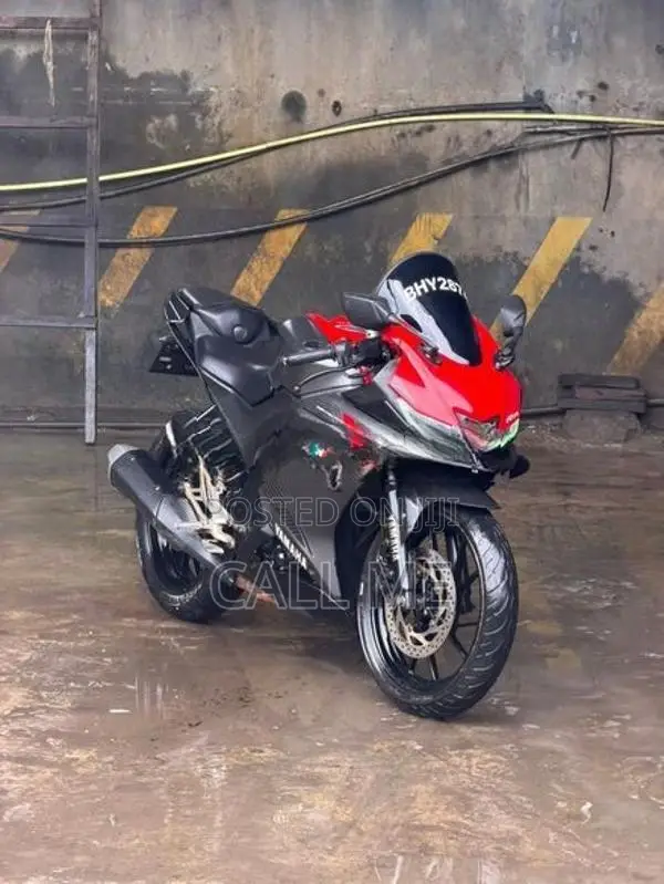 Yamaha R15 v3 2019