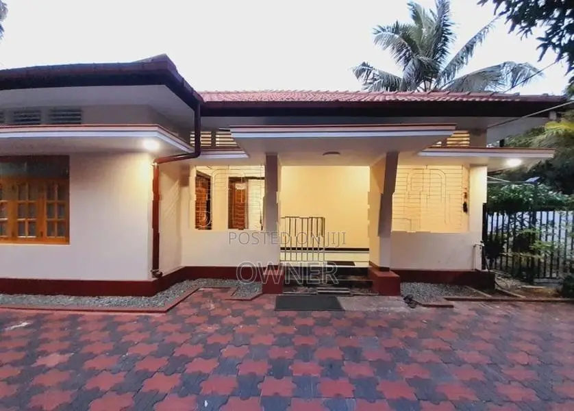 Luxury Bungalow Rent in Jaffna Town