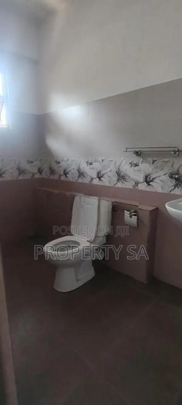 15+ Bedrooms Apartment Complex for Rent in Colombo 5 Close to Mireka