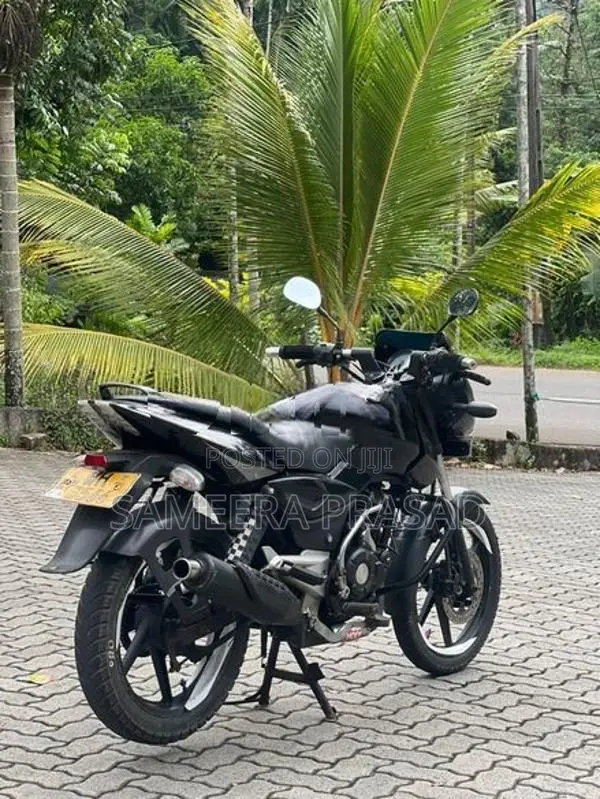 Bajaj Pulsar 150 2011