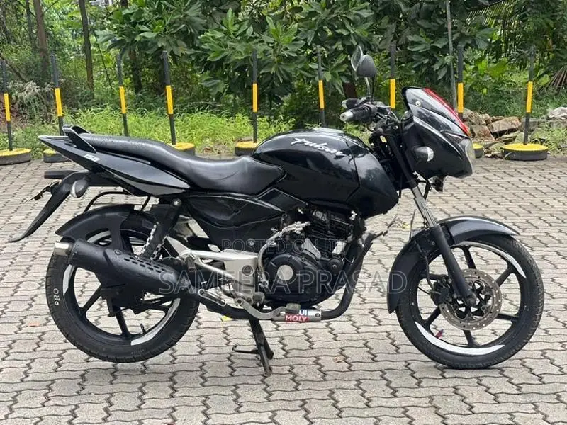 Bajaj Pulsar 150 2011