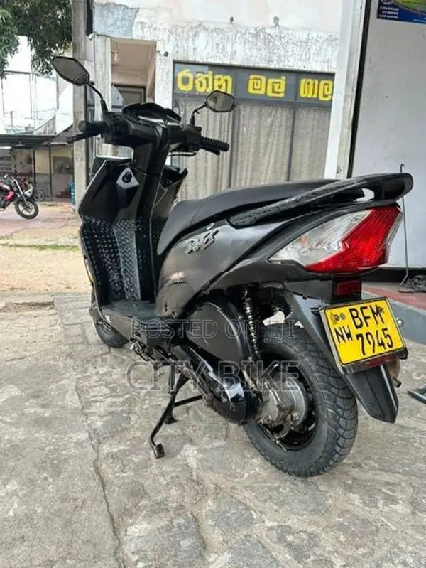 Honda Dio 2017