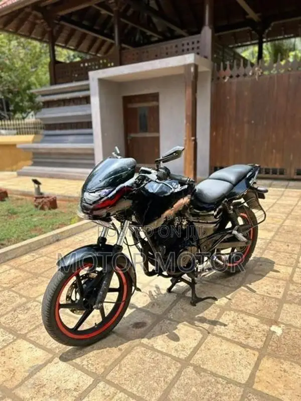 Bajaj Pulsar 180 2010