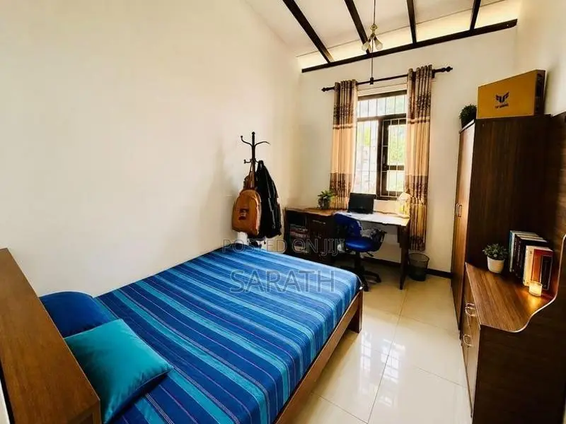 Superb Single House For Sale Piliyandala