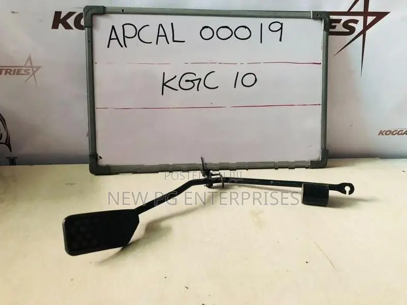 Toyota Passo KGC10 Accelerator Pedal