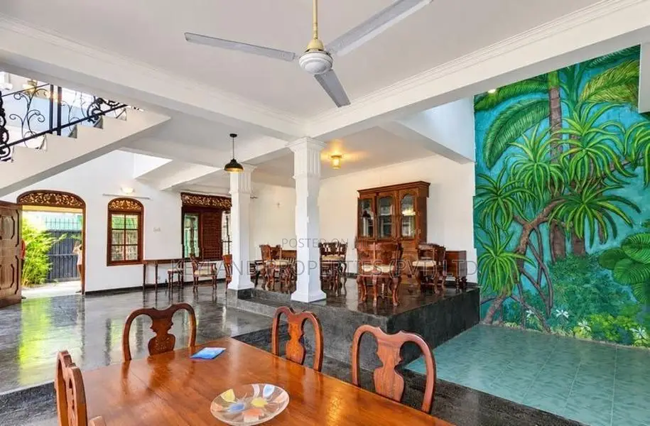 Spacious 5-Bedroom Family Home in Nedimala, Dehiwala