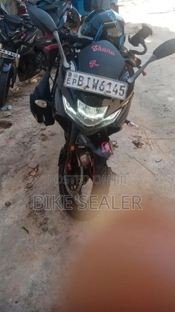 Suzuki Gixxer 2017