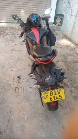 Suzuki Gixxer 2017