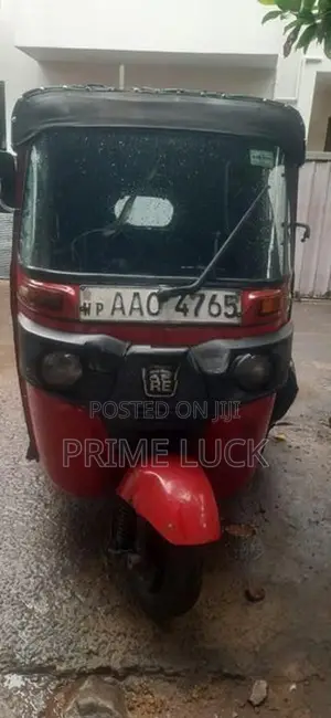 Bajaj RE 2014