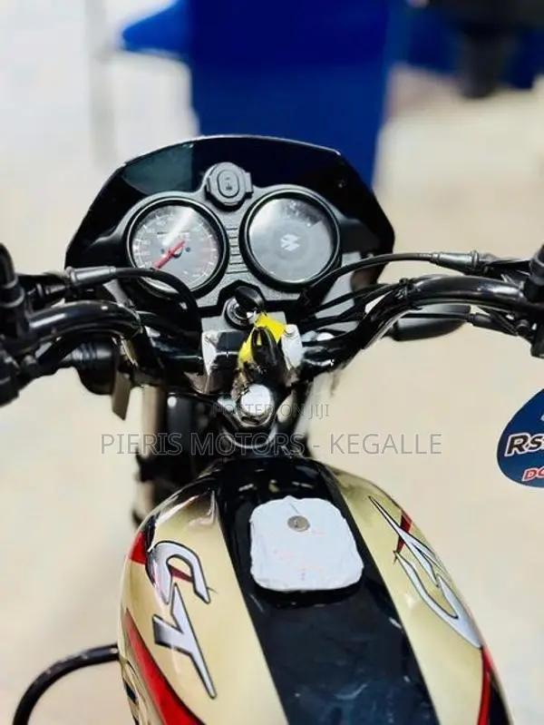 Bajaj CT100 2026