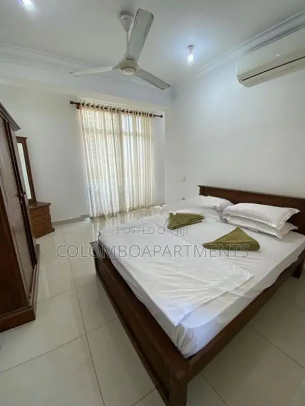 Long-Term Stay – Furnished 3-Bedroom Apartment in Colombo 05-(CSMP601)