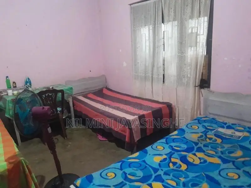 Sharing Boarding Room for Girls Maharagama