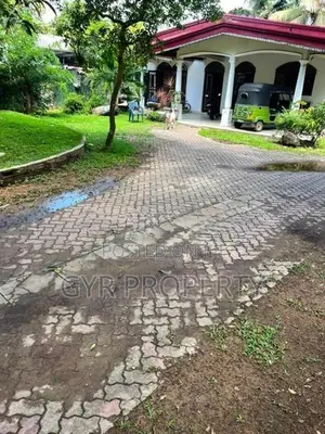 House For Sale In Bandaragama