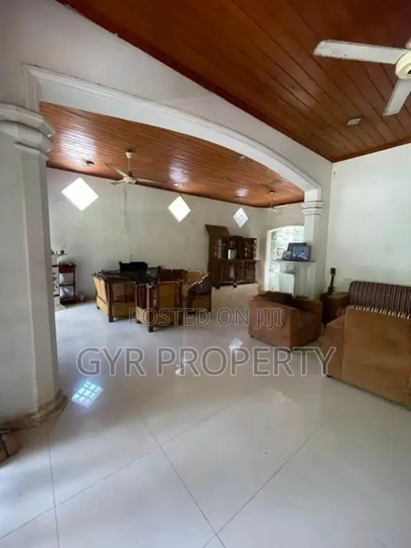House For Sale In Bandaragama