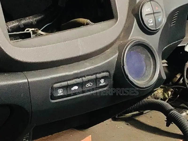Honda Fit Shuttle GP2 AC Control Panel