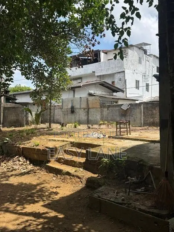කොටුවිල ගාමිණී විද්‍යාලය අසලින් වටිනා ඉඩමක් විකිණීමට