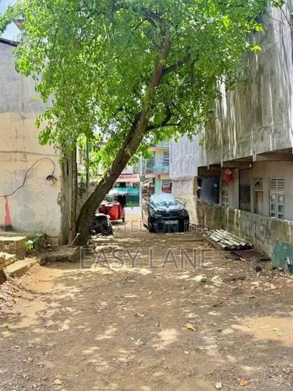 කොටුවිල ගාමිණී විද්‍යාලය අසලින් වටිනා ඉඩමක් විකිණීමට
