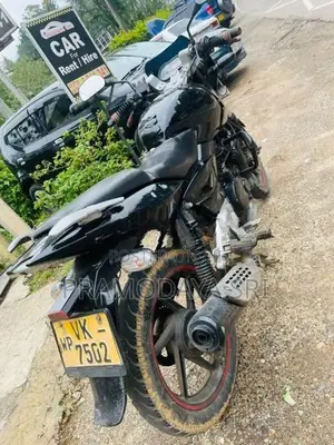 Bajaj Pulsar 180 Ug4 2010