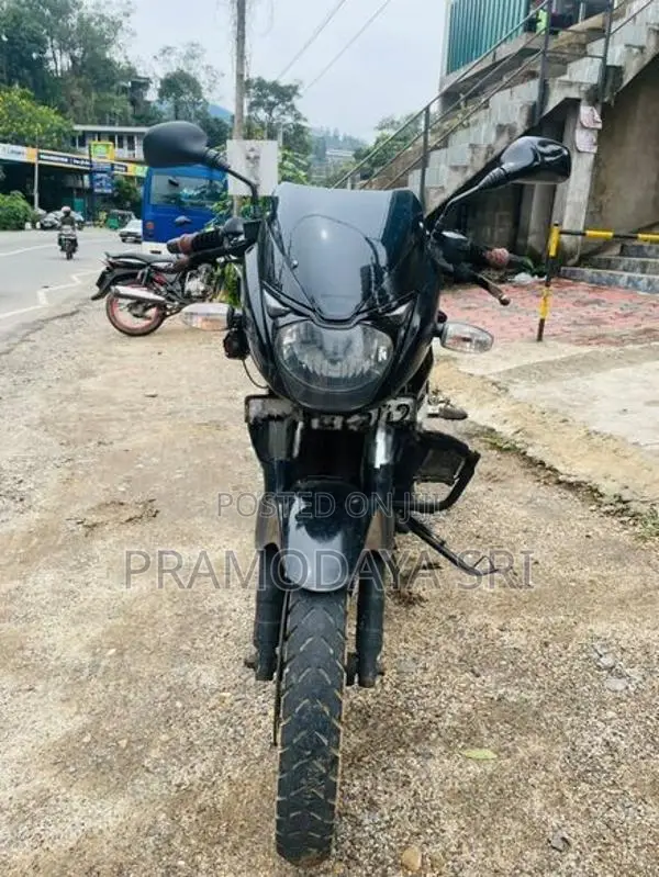 Bajaj Pulsar 180 Ug4 2010
