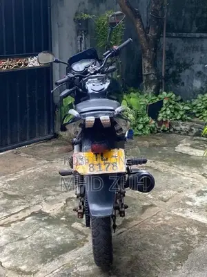 Bajaj Pulsar 150 2007