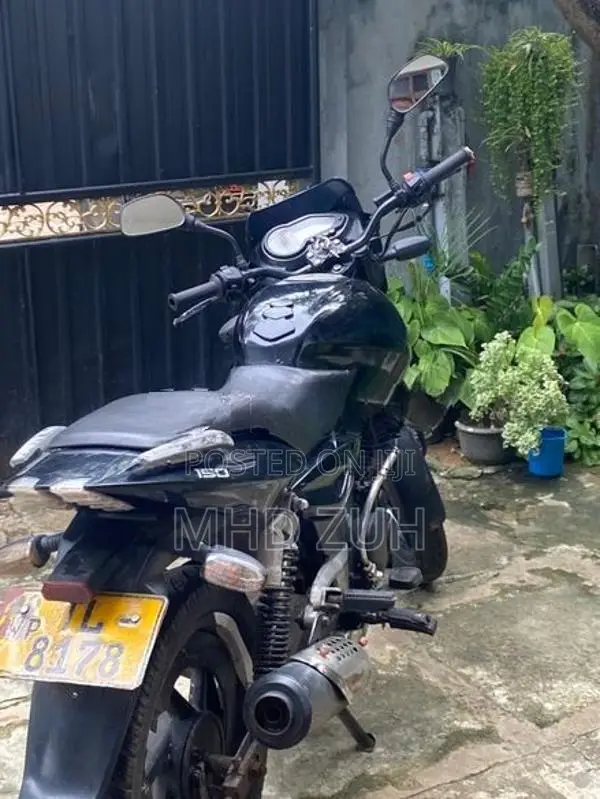 Bajaj Pulsar 150 2007