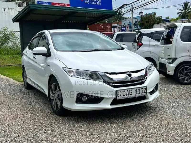 Honda Grace EX 2014