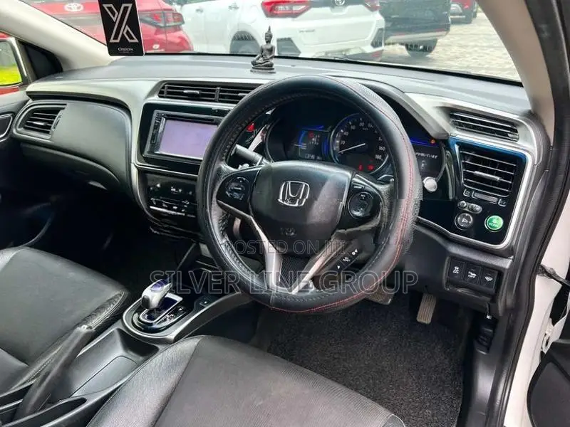 Honda Grace EX 2014