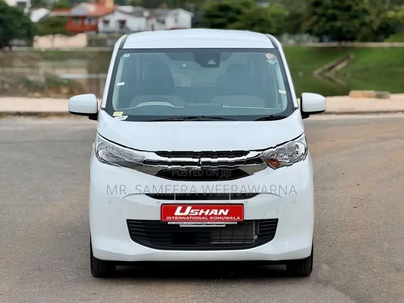 Mitsubishi eK Wagon Safety Pearl White 2025