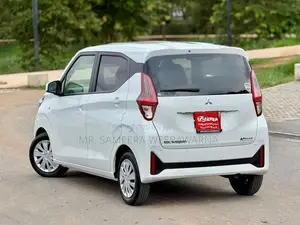 Mitsubishi eK Wagon Safety Pearl White 2025