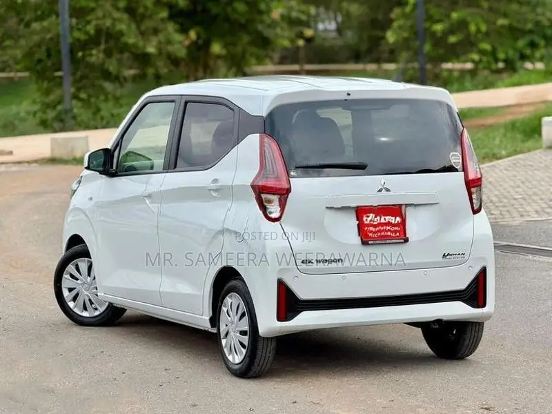 Mitsubishi eK Wagon Safety Pearl White 2025